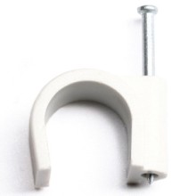 Скоба пластиковая с гвоздем, д.13 - 14мм DKC 51900