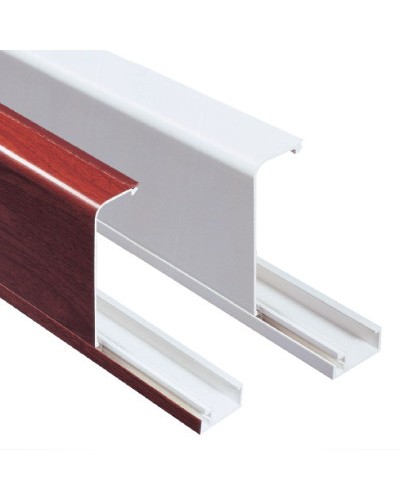 Короб плинтусный 100х40 мм белый DKC AIR10040 в Сергиевом Посаде Кабель-канал Pintop.ru