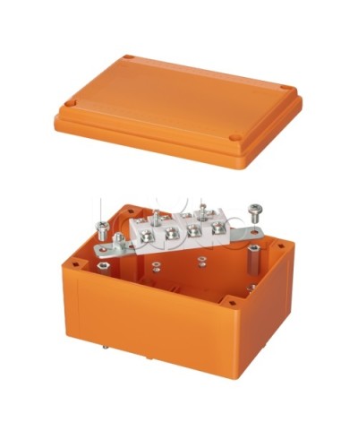 Коробка пластиковая FS с гладкими стенками и клеммниками IP56,150х110х70мм DKC (FSK20410) в Сергиевом Посаде Распределительные коробки Pintop.ru