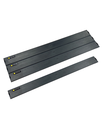 19 пластиковая фальш-панель 4U, разделяемая, быстросъемная, черная LANMASTER LAN-CB-FPP-4U в Сергиевом Посаде Аксессуары для стоек и шкафов Pintop.ru