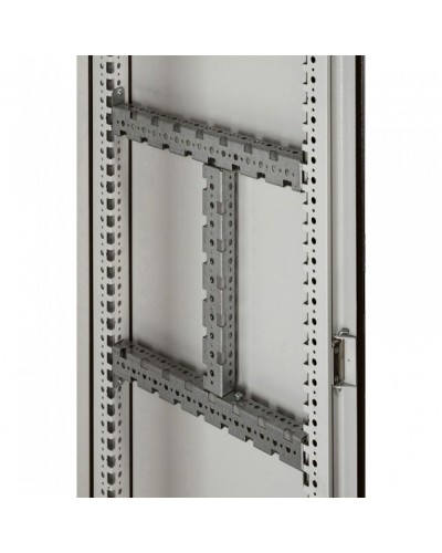 Набор траверсов Legrand 020532 в Сергиевом Посаде Аксессуары для стоек и шкафов Pintop.ru