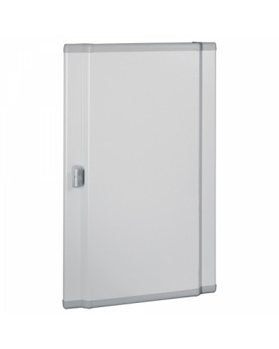 Дверь изогнутая металлическая Legrand 020557 в Сергиевом Посаде Аксессуары для стоек и шкафов Pintop.ru