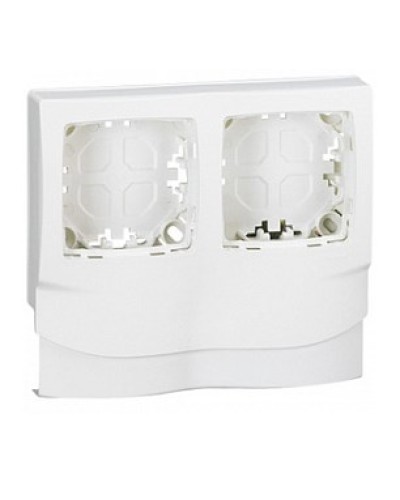 Рамка Legrand 031414 в Сергиевом Посаде Аксессуары для кабель-канала Pintop.ru