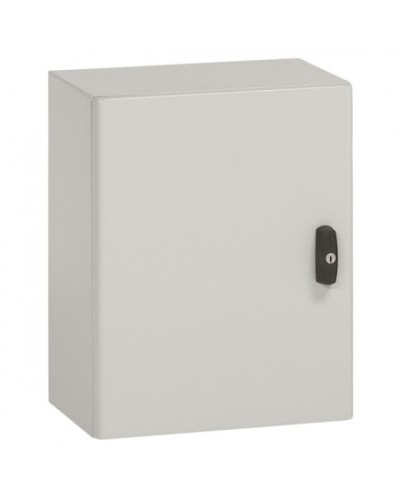 Щит навесной Legrand 035509 в Сергиевом Посаде Щиты электрические Pintop.ru