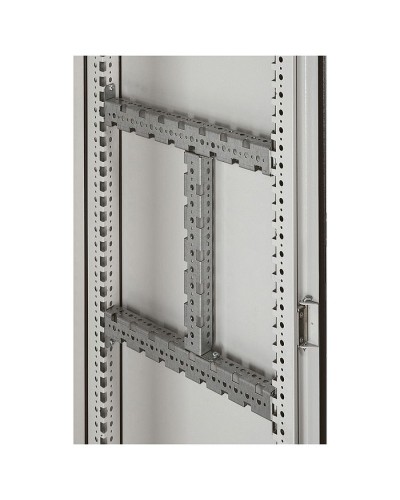 Траверс многофункциональный Legrand 048033 в Сергиевом Посаде Аксессуары для стоек и шкафов Pintop.ru