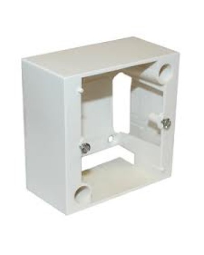 Коробка для накладного монтажа LEGRAND 055439 в Сергиевом Посаде Аксессуары для кабель-канала Pintop.ru