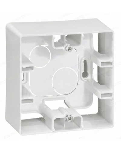 Коробка для накладного монтажа 1 пост (белая) Legrand 672510 в Сергиевом Посаде Аксессуары для кабель-канала Pintop.ru