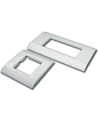 Накладка пластиковая TWT-FR45x90 в Сергиевом Посаде Аксессуары для стоек и шкафов Pintop.ru