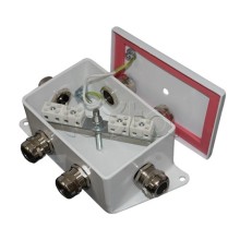 Коробка монтажная огнестойкая Гефест КМ-О (8к*6,0)-IP66-d, три ввода 120х80х68