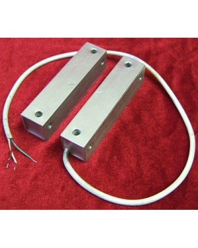 Извещатель охранный магнитоконтактный Магнито-Контакт ИО 102-26 исп.105 (КПСнг(А)-FRHF 2х2х0,2*1000) (металлорукав из оцинкованной стали) в Сергиевом Посаде Извещатели охранные Pintop.ru